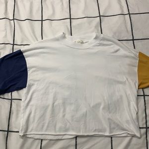 Crop top with colorful sleeves